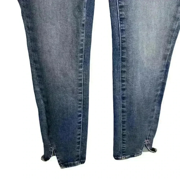 Good American Good Legs Cropped Side Slit Jeans in Blue667 0/25 - Picture 4 of 9